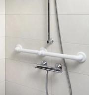 Kapaszkodó fürdőszobába vagy WC-be fix variálható három ponton rögzítendő