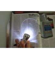 Kézi nagyító keret nélküli LED-világítással
